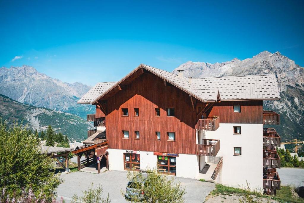 Les Gentianes By Actisource Aparthotel Puy-Saint-Vincent Luaran gambar
