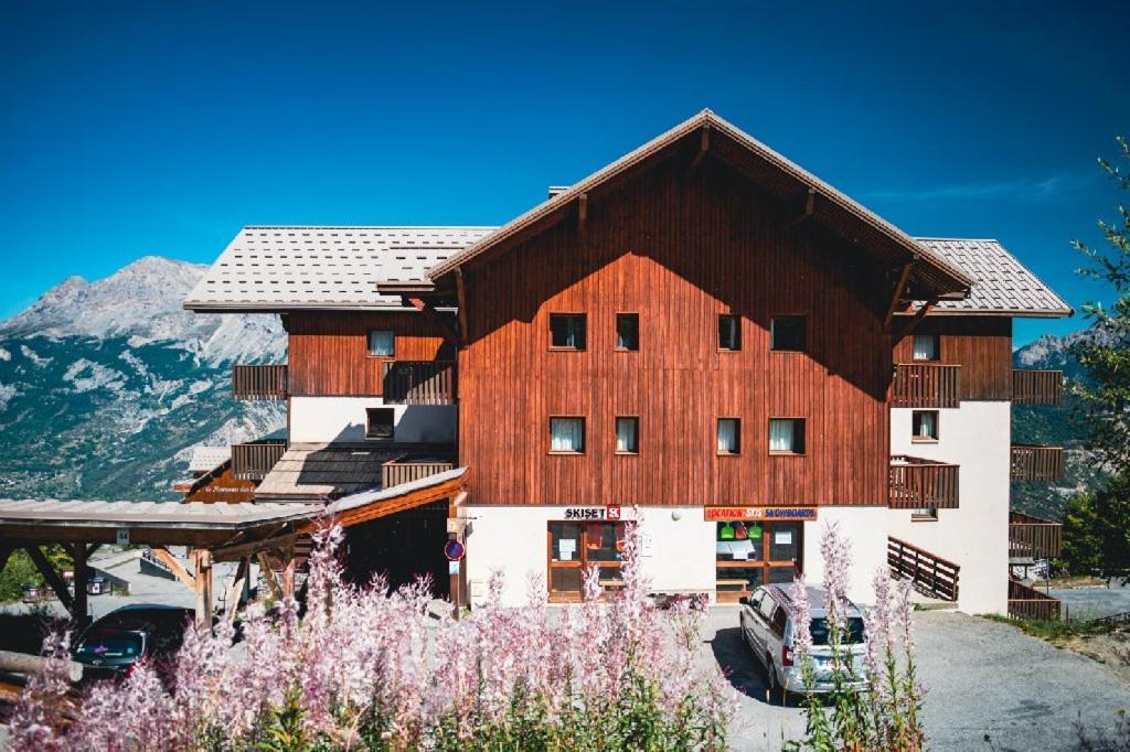 Les Gentianes By Actisource Aparthotel Puy-Saint-Vincent Luaran gambar